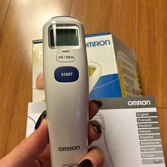 Omron Gentle Thermometer 720 - Picture 3 of 10